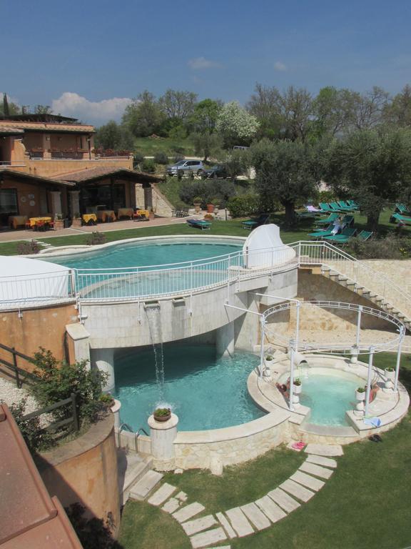 Hotel Saturno Fonte Pura Saturnia Exteriör bild