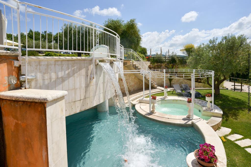 Hotel Saturno Fonte Pura Saturnia Exteriör bild