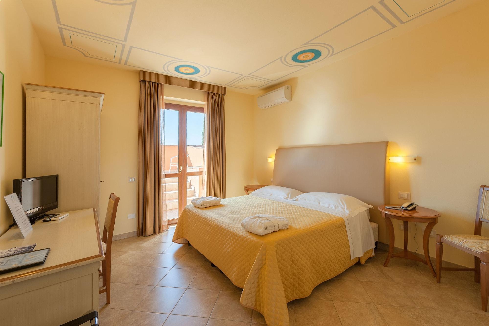 Hotel Saturno Fonte Pura Saturnia Exteriör bild